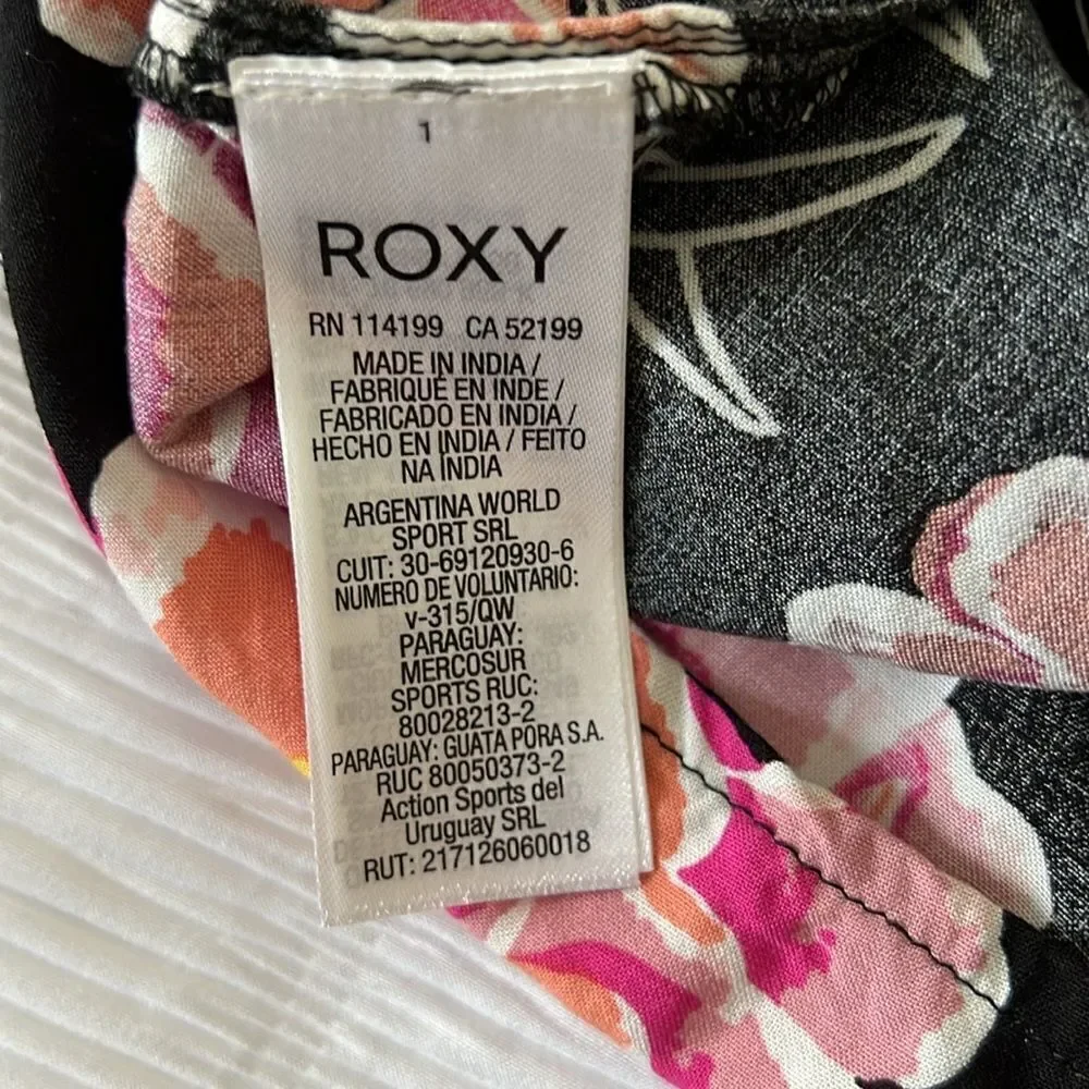 Roxy Women’s Salton Lake  Black Shorts size M